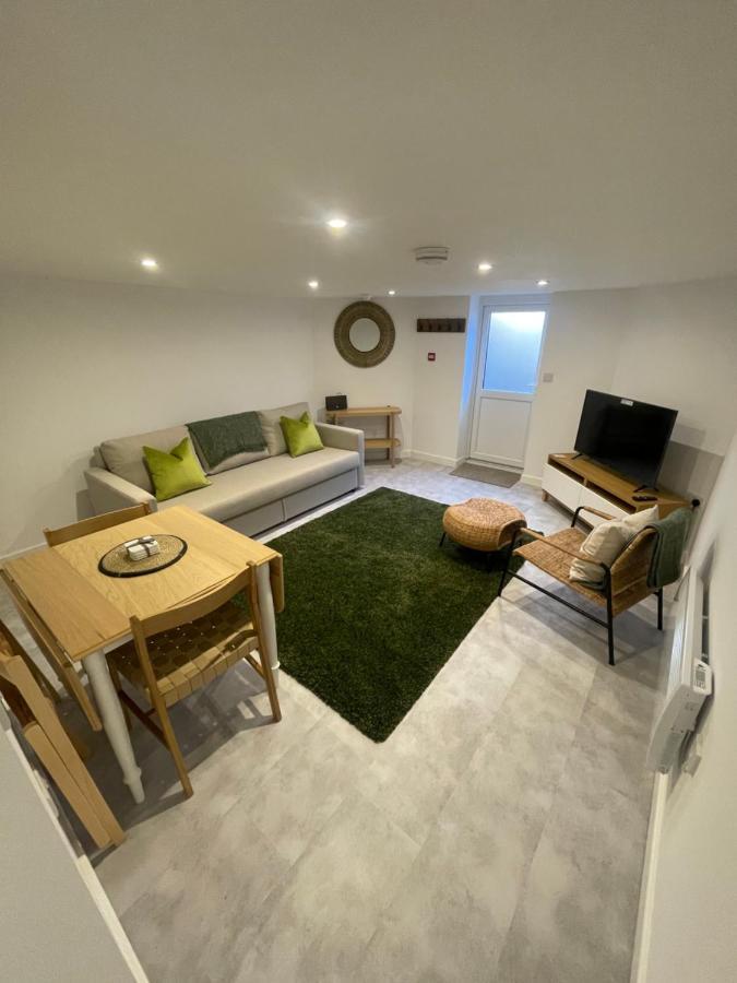 Quaint Central Basement Apartment 赫里福德 外观 照片